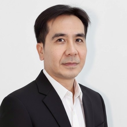 Dr. Banatus Soiraya